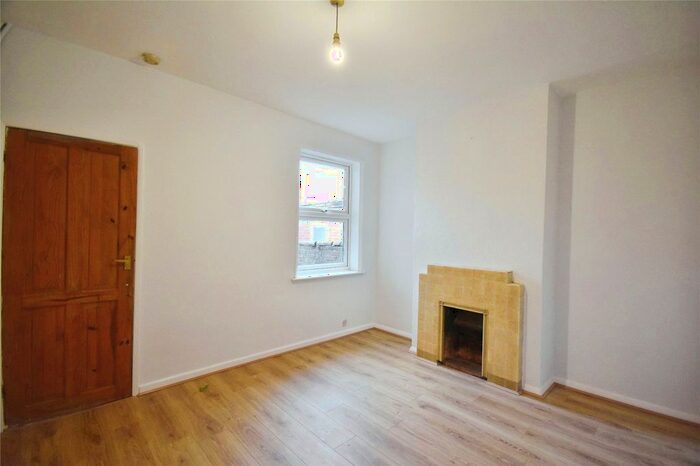 2 Bedroom Terraced House To Rent In Filey Road, Reading, RG1