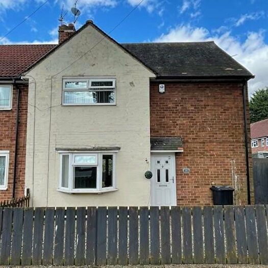 3 Bedroom End Of Terrace House To Rent In Brent Avenue, Hull, HU8