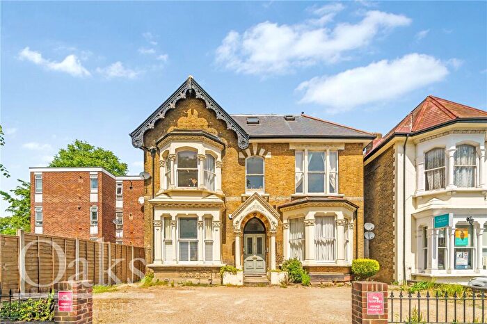 2 Bedroom Apartment For Sale In Selhurst Road, South Norwood, SE25