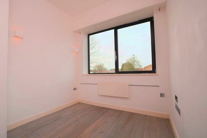 1 Bedroom Flat To Rent In Wellington Street, Slough, SL1