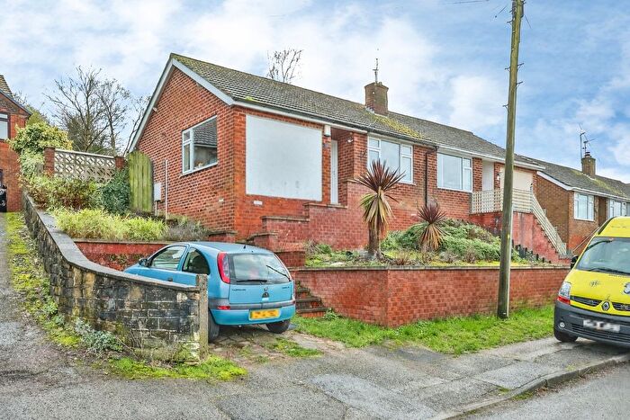 2 Bedroom Semi Detached Bungalow For Sale In Chesterfield Avenue, Gedling, Nottingham, NG4