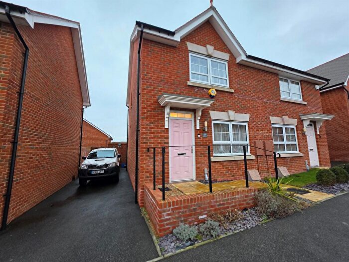 2 Bedroom Semi-Detached House For Sale In Tettenhall Way, Faversham, ME13