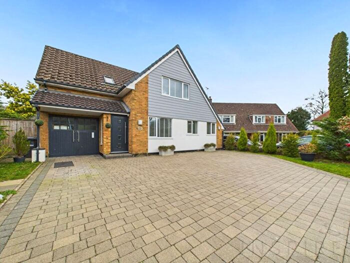 3 Bedroom Detached House For Sale In Covert Mead, Handcross, RH17