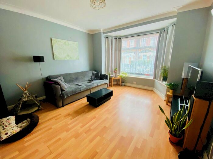 4 Bedroom Terraced House To Rent In Napier Road, Tottenham, N17