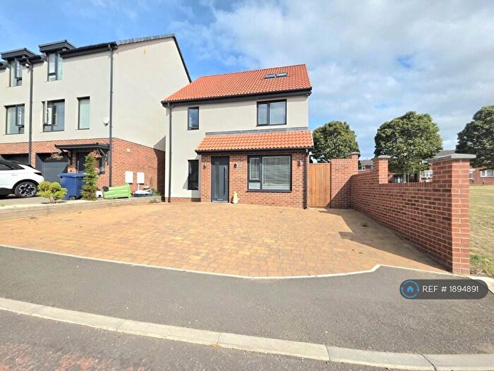 4 Bedroom Detached House To Rent In St Lawrence Place, Sunderland, SR3