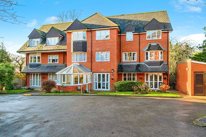 2 Bedroom Flat For Sale In Alexandra Road, Hemel Hempstead, HP2