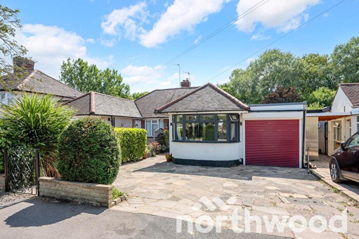 2 Bedroom Bungalow For Sale In Pams Way, Ewell, Epsom, KT19