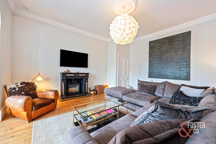 2 Bedroom Flat For Sale In Carlisle Road, Hove, BN3