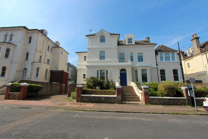 1 Bedroom Flat To Rent In Burlington Place, Eastbourne, East Sussex, BN21