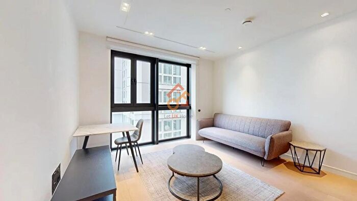 1 Bedroom Flat To Rent In Lincoln Square, Portugal Street, London, WC2A