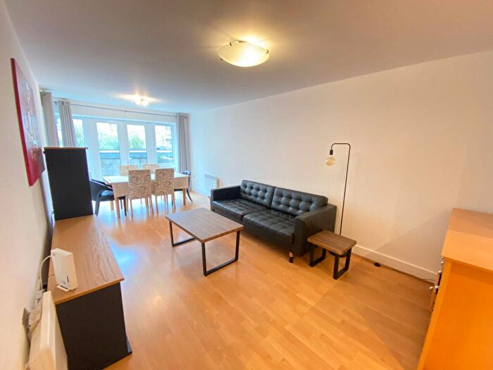 1 Bedroom Apartment To Rent In Saint Davids Square, London, E14