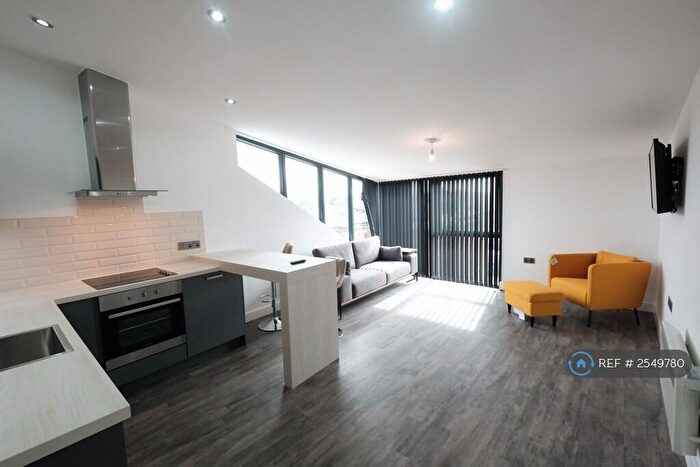 2 Bedroom Penthouse To Rent In Church Court, Preston, PR1