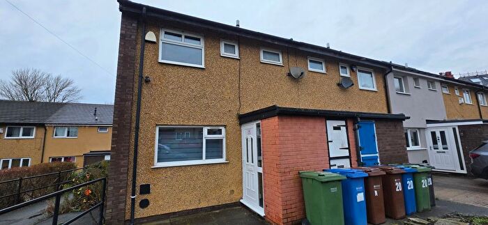 3 Bedroom Property To Rent In Garrett Walk, Stockport, SK3