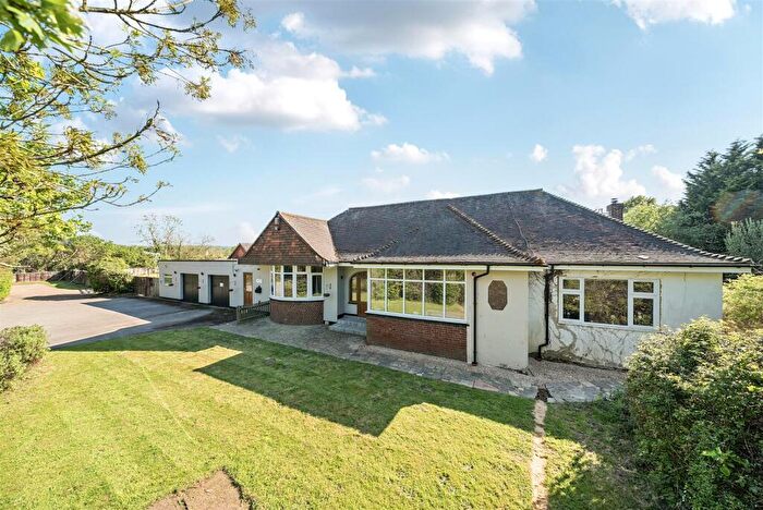 4 Bedroom House For Sale In Gambles Lane, Ripley, GU23