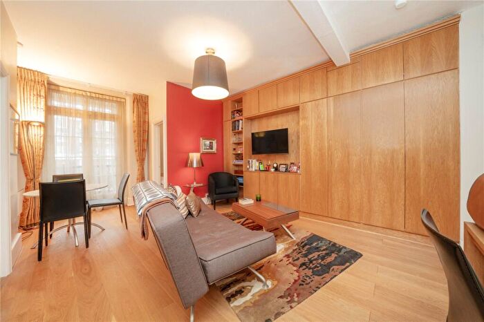 1 Bedroom Apartment For Sale In Abbey Road, London, NW8