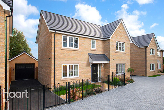 4 Bedroom Detached House For Sale In Wimblington, Cambridgeshire, PE15