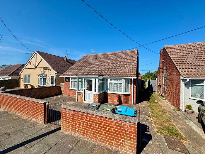 2 Bedroom Bungalow For Sale In Quex View Road, Birchington, CT7