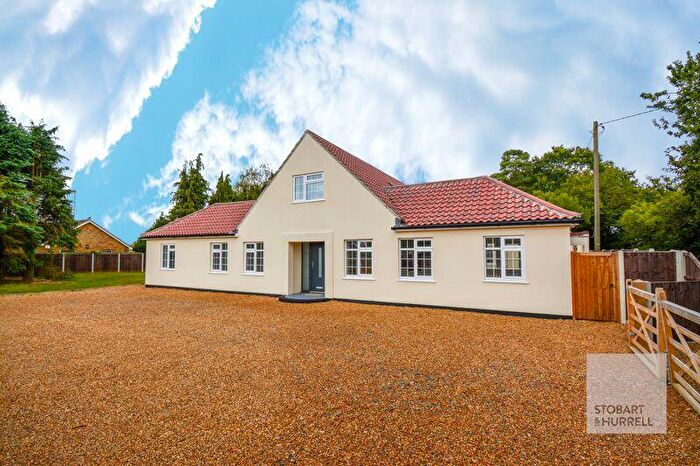 6 Bedroom Detached Bungalow For Sale In Summer Drive, Hoveton, Norfolk, NR12