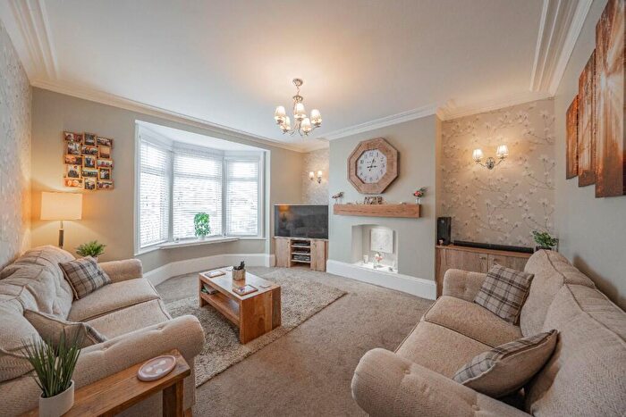 4 Bedroom End Of Terrace House For Sale In Park Terrace, Dunston, Gateshead, Tyne And Wear, NE11