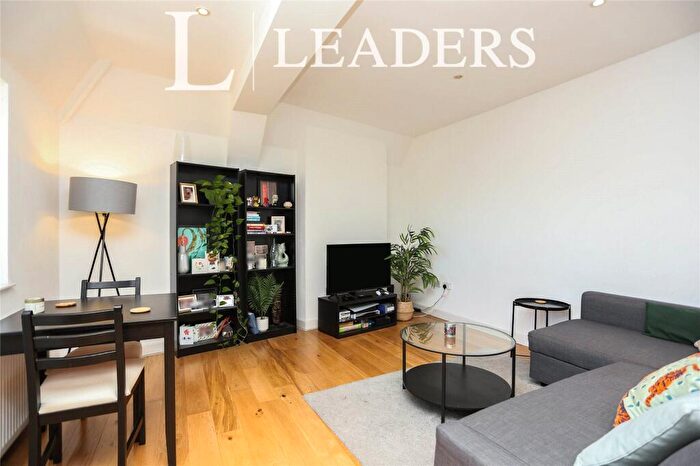 1 Bedroom Flat To Rent In Wenlock House, Stanstead Road, London, SE23