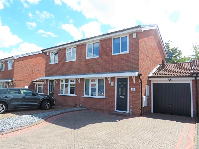 2 Bedroom Detached House To Rent In Bates Close, Sutton Coldfield, B76