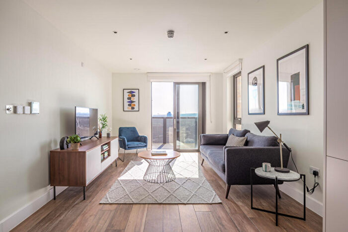 1 Bedroom Apartment To Rent In Collier Point, London, SE8