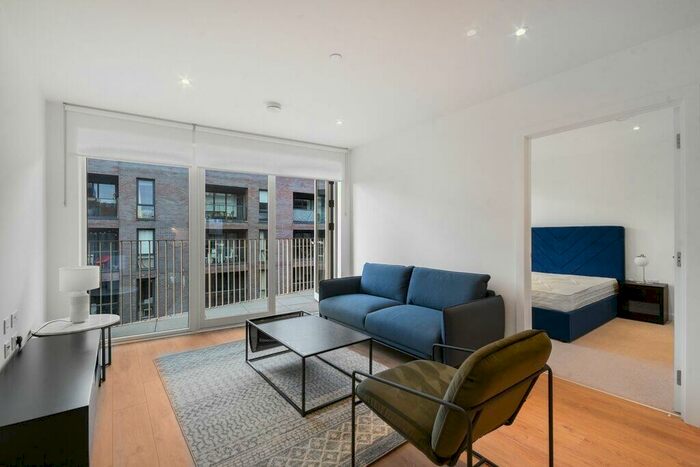 2 Bedroom Apartment To Rent In Dockley Apartments, London, SE16