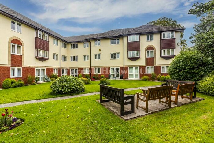 1 Bedroom Flat For Sale In Sharoe Green Lane, Fulwood, Preston, PR2