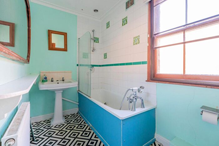 4 Bedroom Terraced House To Rent In Whitehall Road, Norwich, NR2