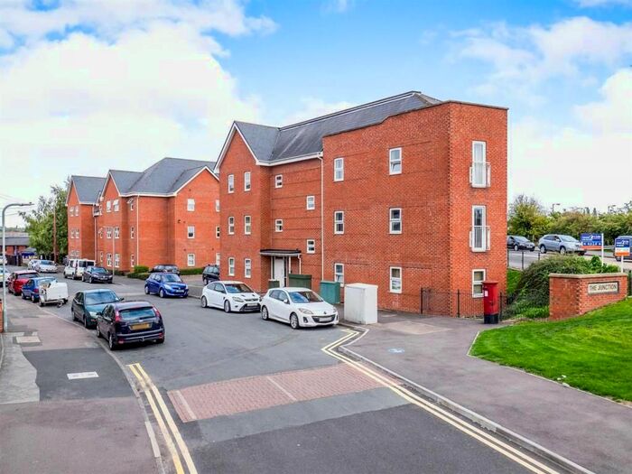 2 Bedroom Flat To Rent In Station Terrace, Hucknall, Nottingham, NG15