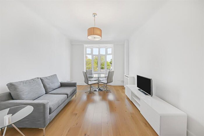 1 Bedroom Flat To Rent In Grove End Gardens, Grove End Road, London, NW8