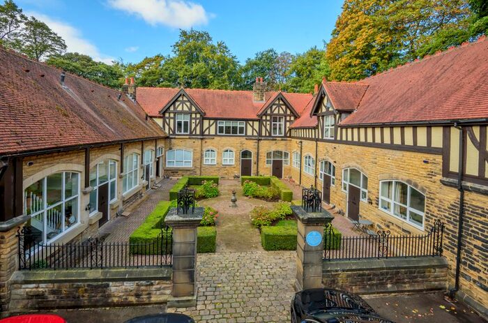 2 Bedroom End Terrace House For Sale In Bardon Hall Mews, Weetwood Lane, Weetwood, Leeds, LS16