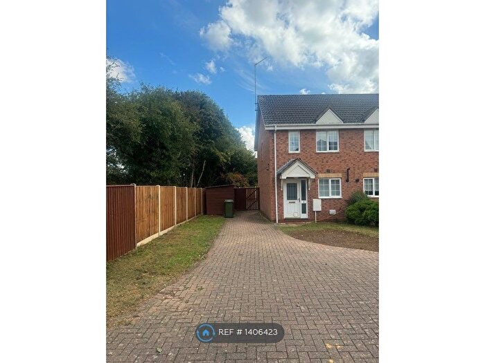 2 Bedroom Semi-Detached House To Rent In Waller Close, Norwich, NR7