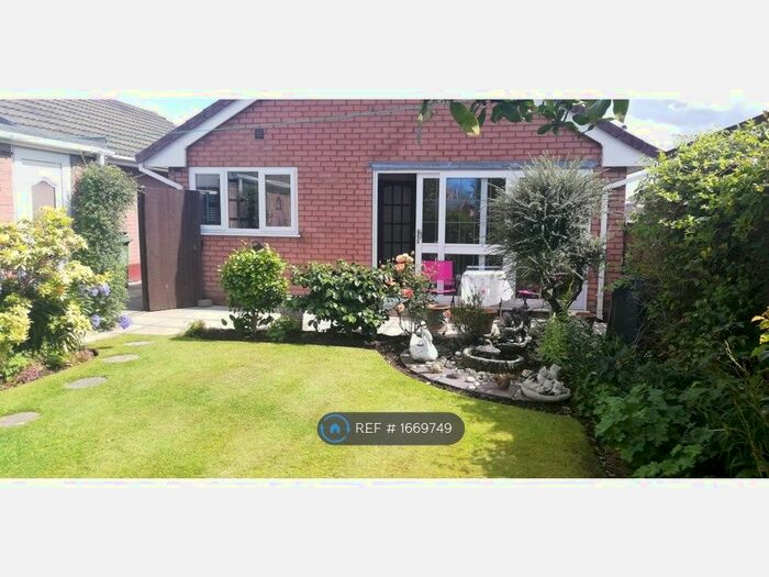 2 Bedroom Detached House To Rent In Grosvenor Road, Widnes, WA8