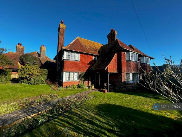 5 Bedroom Semi-Detached House To Rent In Kings Avenue, Broadstairs, CT10