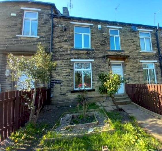 3 Bedroom Terraced House To Rent In Allerton Road, Bradford, BD15