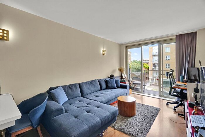 1 Bedroom Flat To Rent In Narrow Street, Limehouse, E14