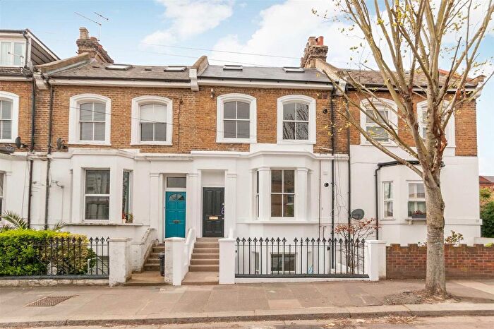 1 Bedroom Flat To Rent In Spencer Road, London, W3