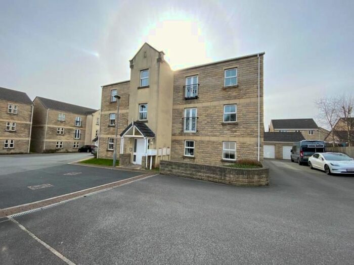 2 Bedroom Property To Rent In Tundra Grove, Bingley, BD16