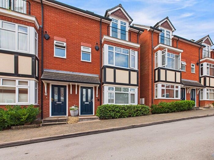 3 Bedroom Town House For Sale In Anvil Place, Sutton Coldfield, B75