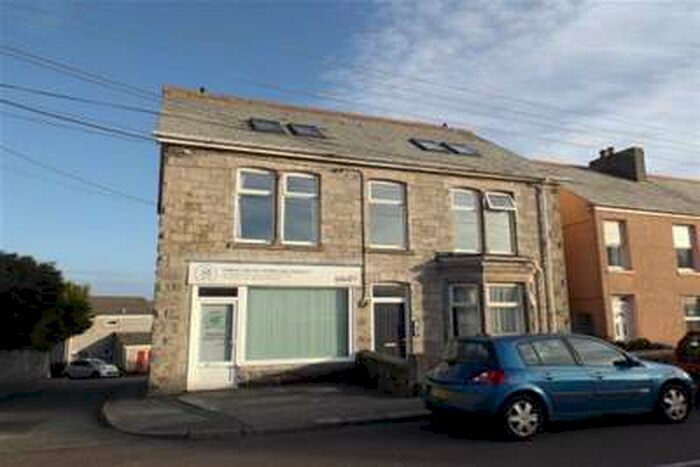 1 Bedroom Flat To Rent In St Austell, PL25