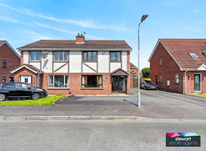 3 Bedroom Semi-Detached House For Sale In Copperfield, Maghaberry, BT28