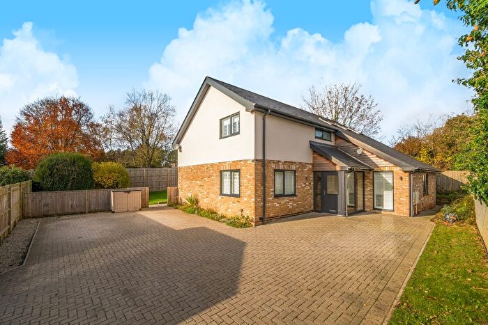 5 Bedroom Detached House For Sale In Downs Road, South Wonston, Winchester, Hampshire, SO21