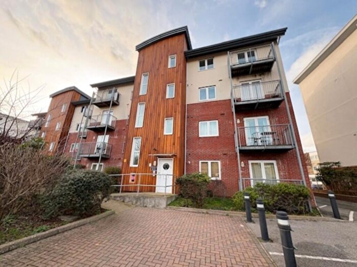 2 Bedroom Flat To Rent In Lion Terrace, Portsmouth, PO1