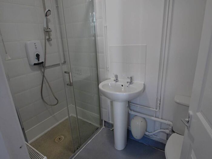 1 Bedroom Flat To Rent In Kingsmill Terrace, Newport, NP20