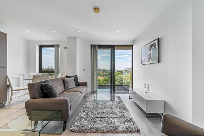 1 Bedroom Apartment To Rent In Bootmakers Court, Ben Jonson Road, Limehouse, London, E1