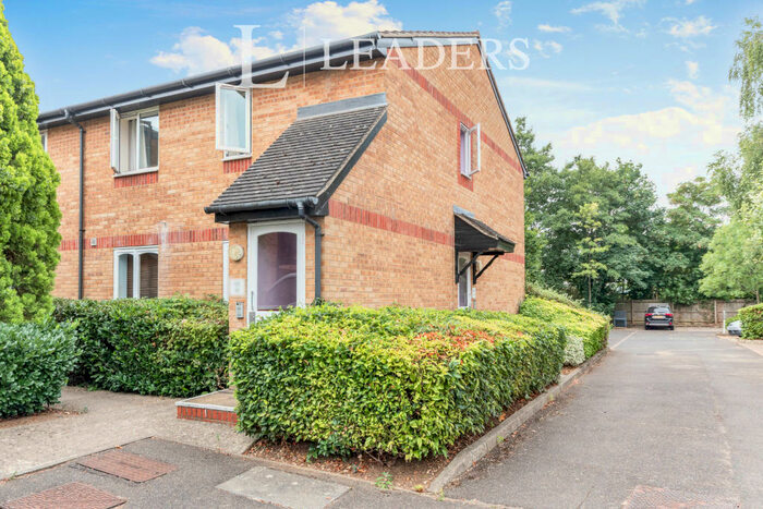 2 Bedroom Apartment To Rent In Talisman Street, Hitchin, SG4