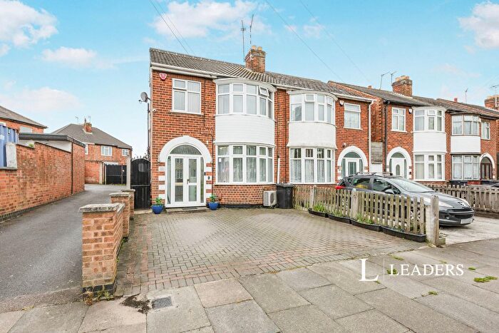 4 Bedroom Semi-Detached House To Rent In Canon Street, Leicester, Leicestershire, LE4