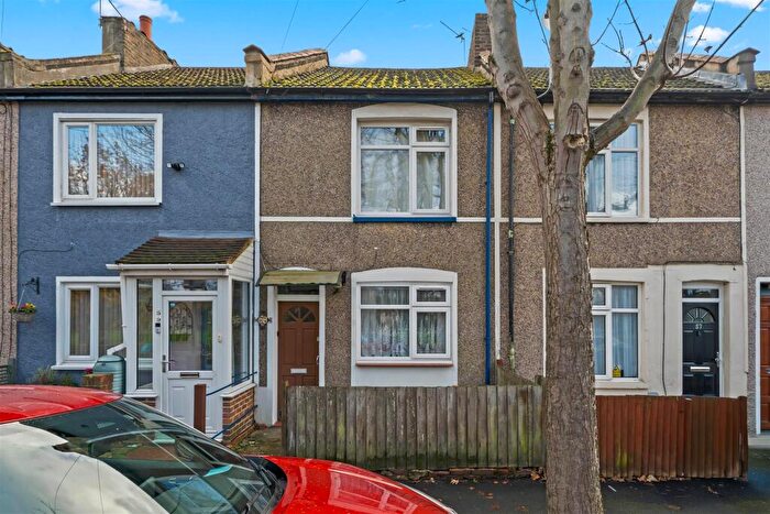 2 Bedroom House For Sale In Princess Road, Croydon, CR0