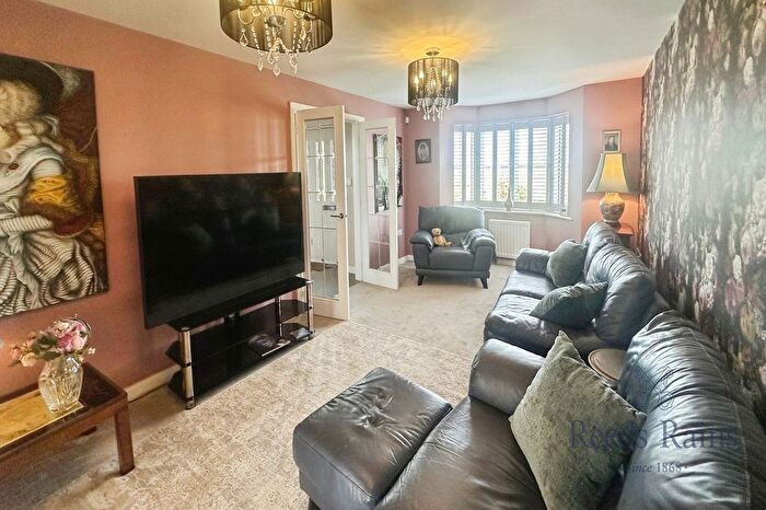 5 Bedroom Detached House For Sale In Holme View, Selby, North Yorkshire, YO8